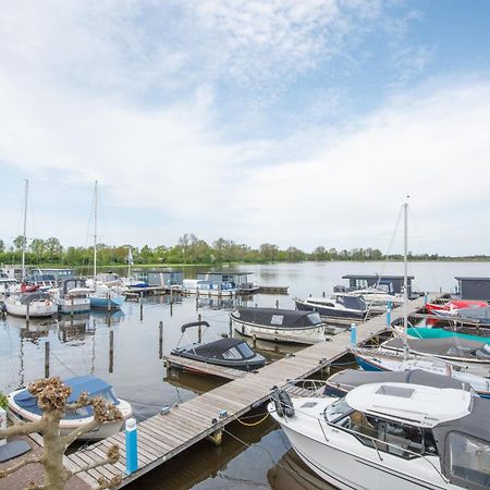 Meerzicht 24 - Luxury Family Accommodation With Beautiful Lake Side View Uitgeest Exteriör bild