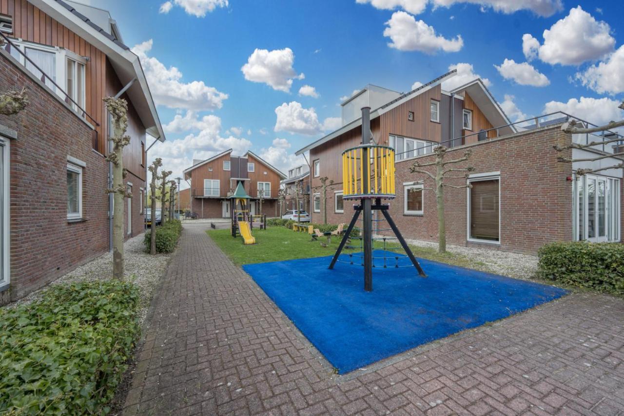 Meerzicht 24 - Luxury Family Accommodation With Beautiful Lake Side View Uitgeest Exteriör bild